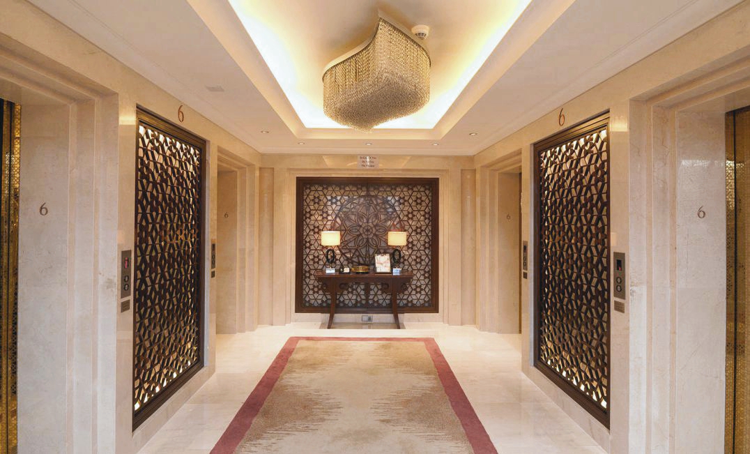 The Ritz-Carlton Bangalore, Lift Lobby